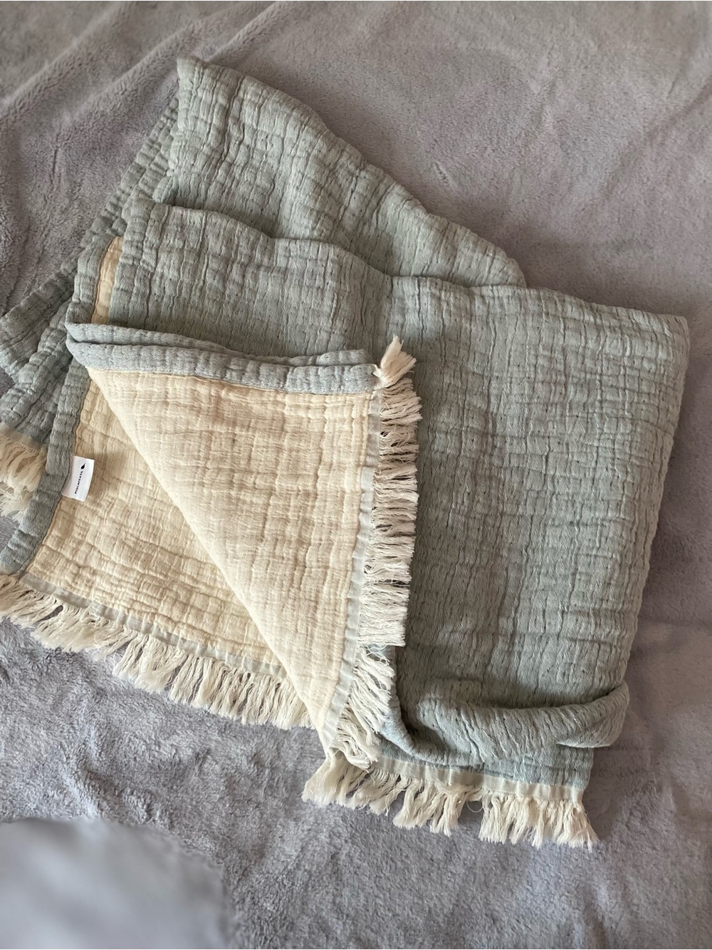 Piscatextil reversible textured throw/blanket with fringes